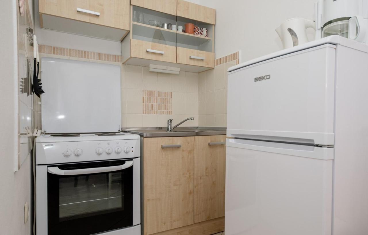 Apartments Makaus Супетарска-Драга Номер фото